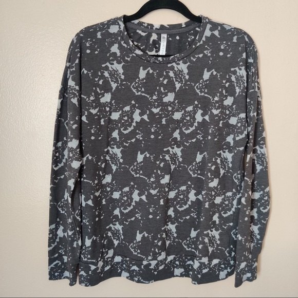 Fabletics Women's M Grey White Marble Print Burnout Long Sleeve Pullover Sweater - Picture 1 of 8